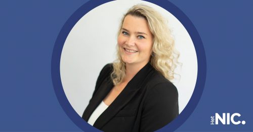 Ontmoet Martine: “Work hard play hard in combinatie met zelf slingers en ballonnen ophangen. Da’s voor mij Het NIC.”